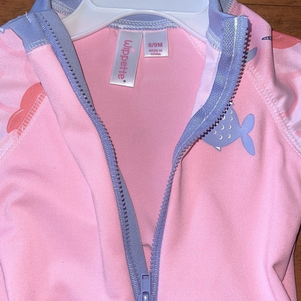 WIPPETTE One-Piece Rashguard - Picture 3 of 4